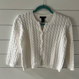 The limited size large 100% cotton white cable knit shrunken sweater